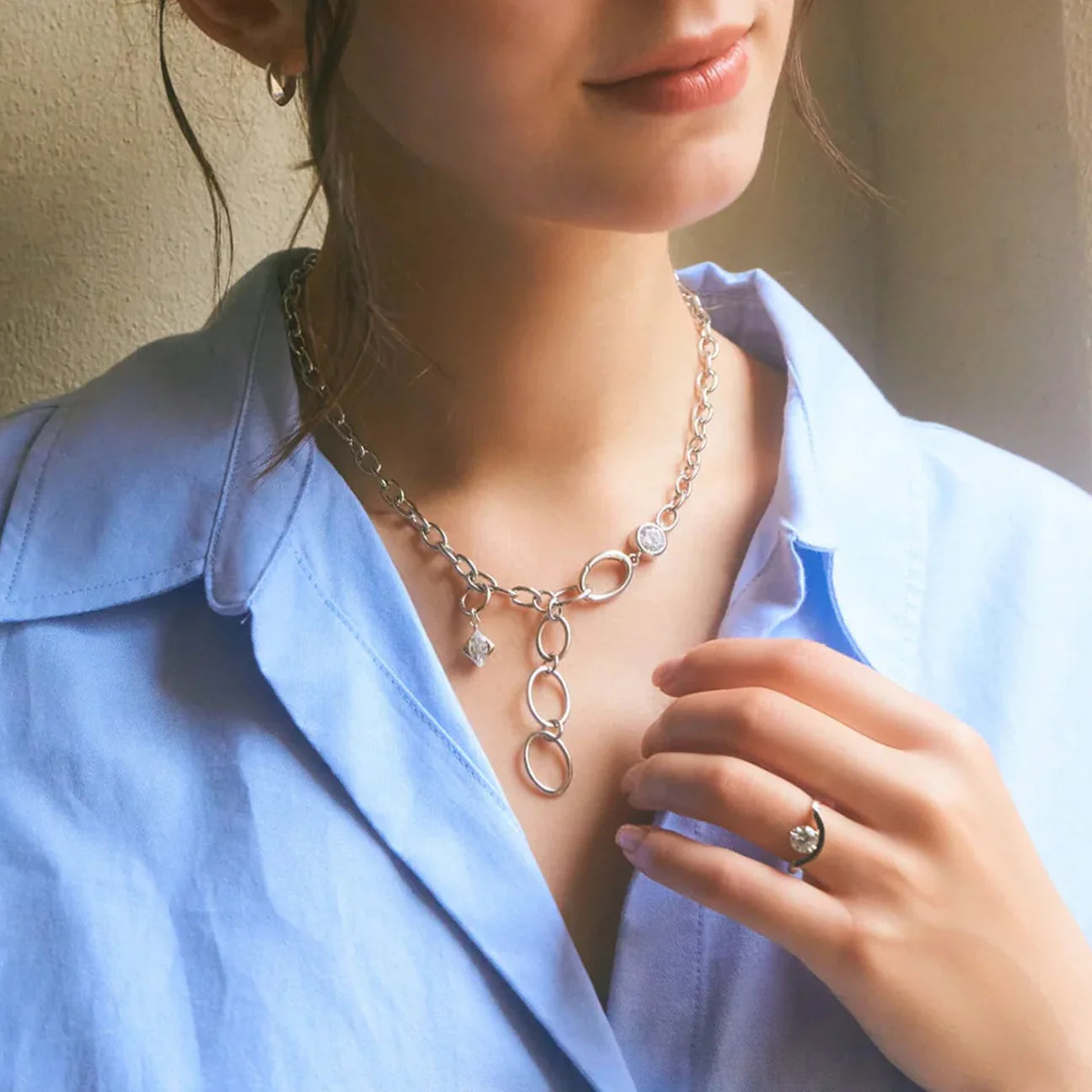 Hera lariat necklace
