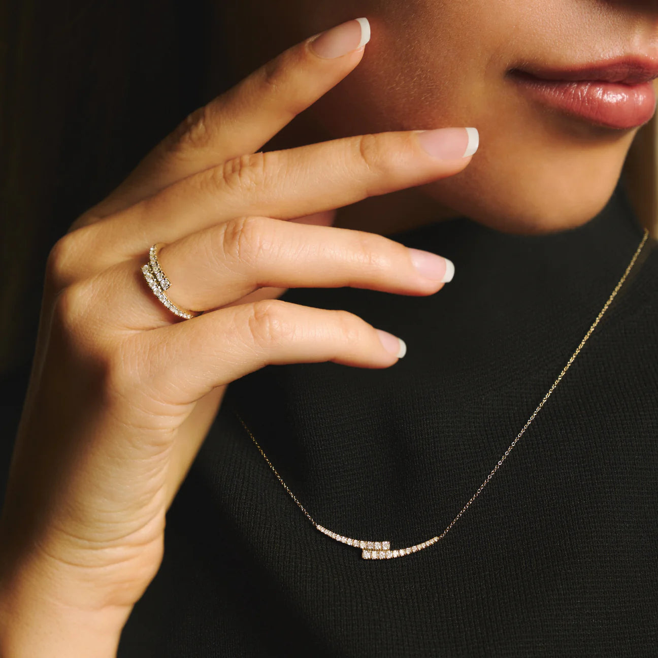 Ballerina graduated necklace
