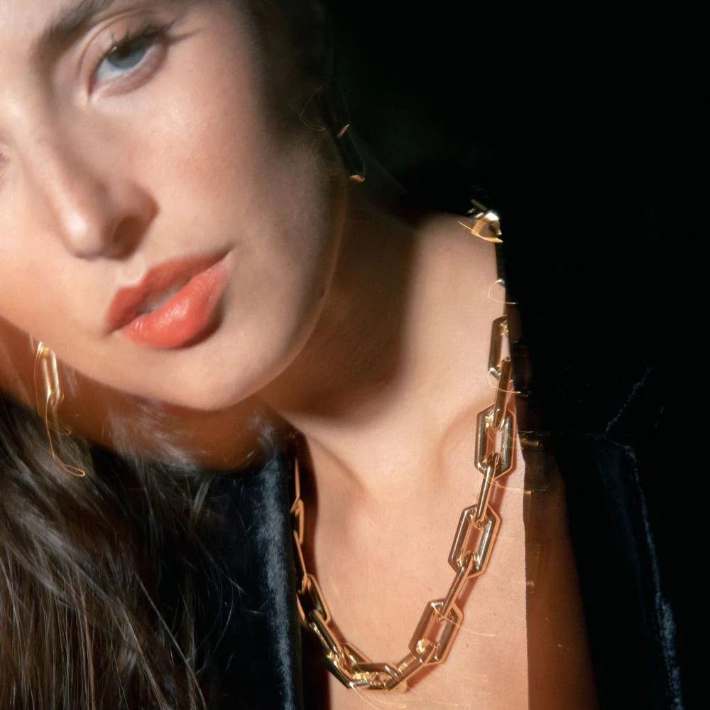 Late night necklace