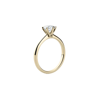 Lura solitaire diamond ring